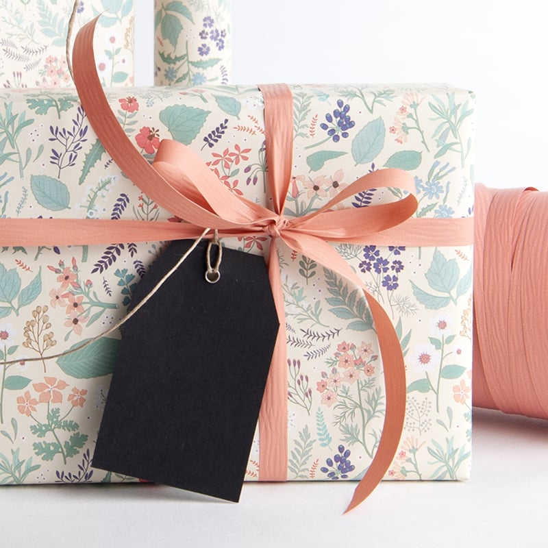 Hængemærke sort med hampsnøre - 3